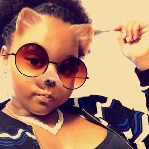 Meet your Posher, Shakira